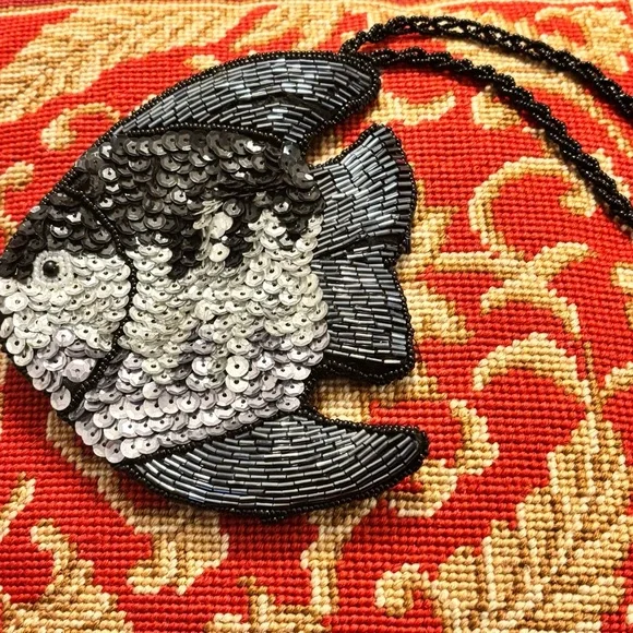 Purse Satin Beaded Fish Wristlet Wee Tiny Bag💄#dontforgetyourlipgloss💄#fire - Picture 3 of 10